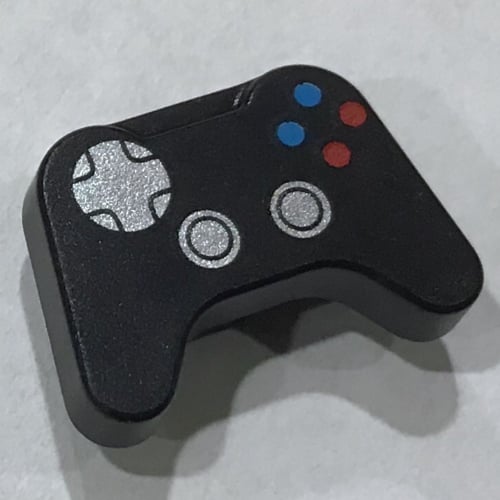 LEGO PART 53118pr0001 Game Controller with Silver DPad and Joysticks