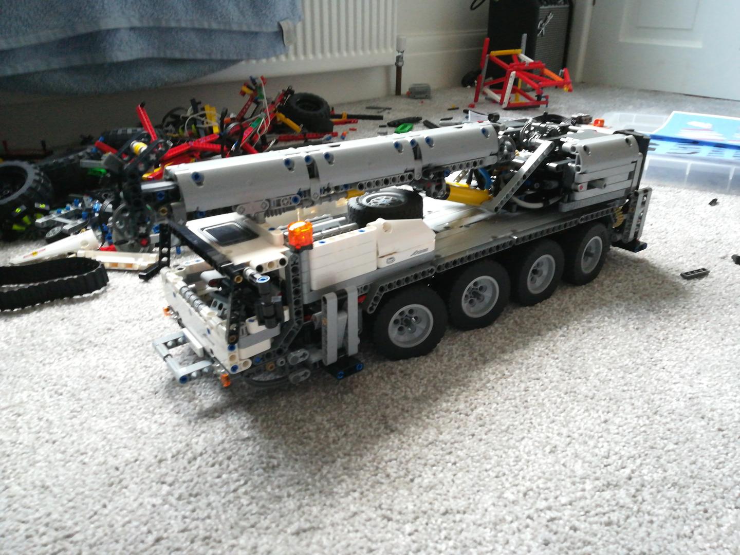 lego 42043 alternate build