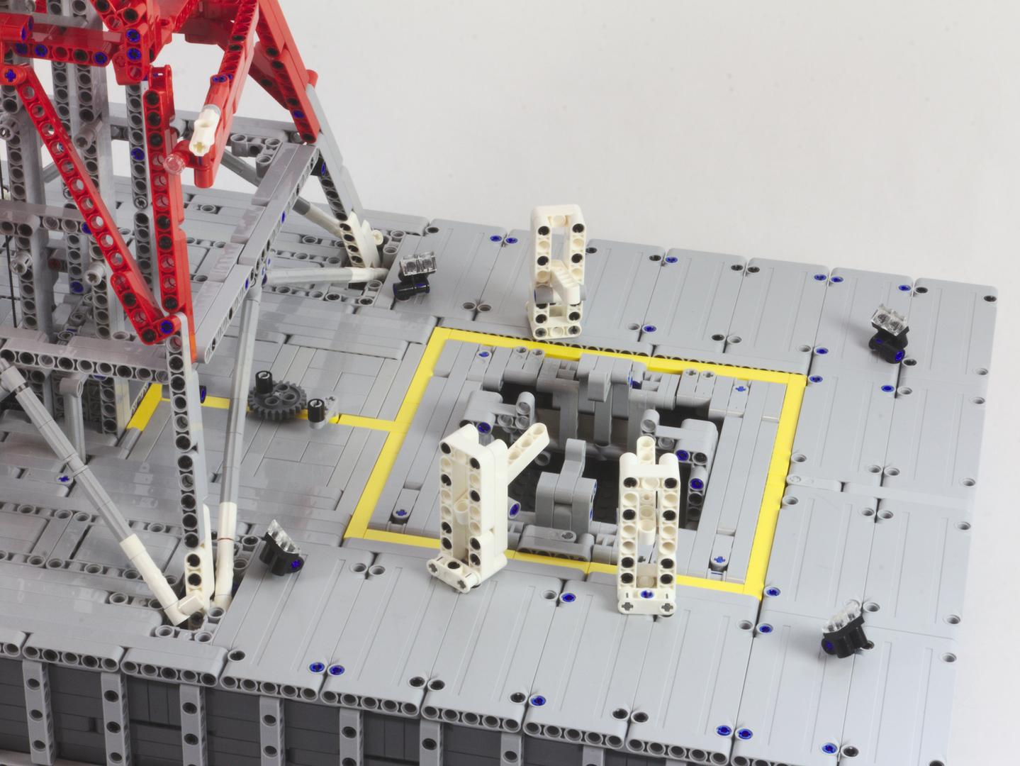 LEGO MOC Launch Tower Mk I for Saturn V (21309/92176) with Crawler by