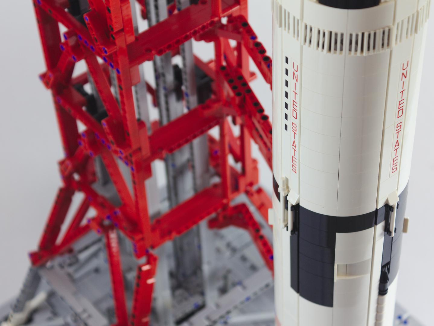 LEGO MOC Launch Tower Mk I for Saturn V (21309/92176) with Crawler by