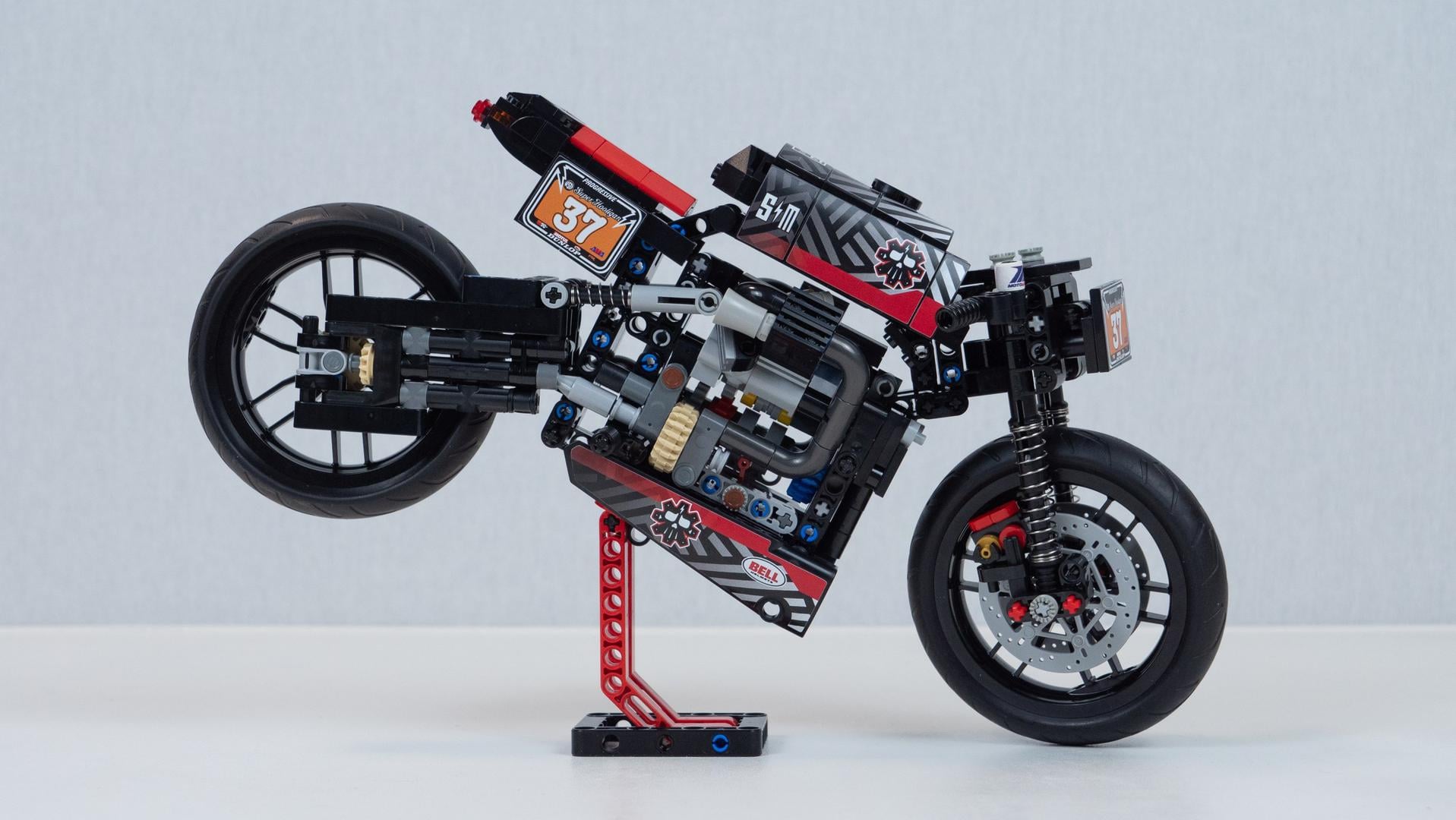 Cafe Racer Lego LEGO MOC-84196 Caferacer by Horcikdesigns | Rebrickable - Build with LEGO