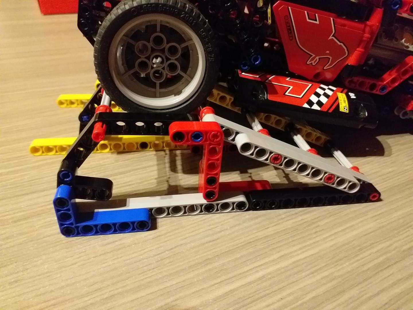 LEGO MOC Car Ramp by LerchUK Rebrickable Build with LEGO