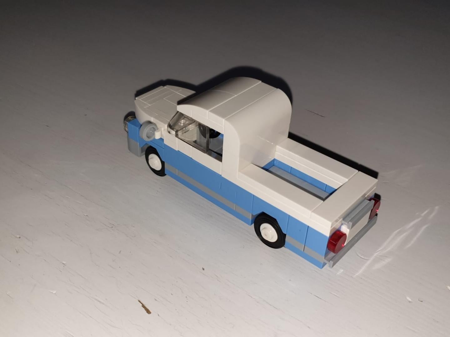 LEGO MOC Vintage pickup truck by De_Marco Rebrickable Build with LEGO