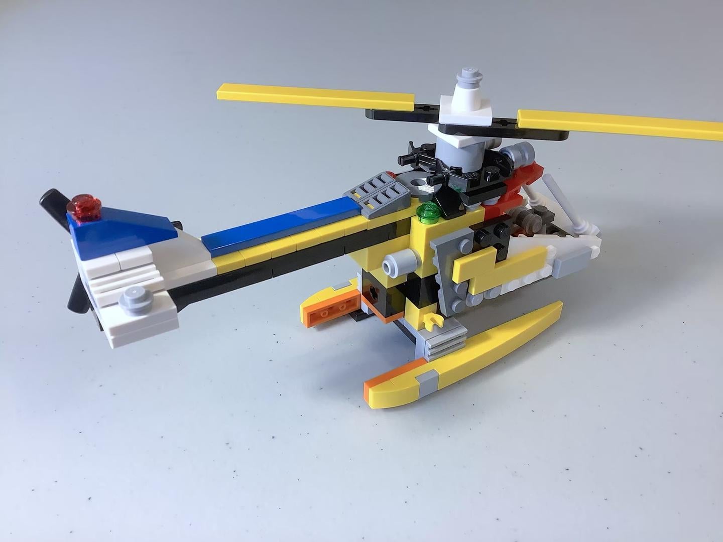 LEGO MOC 31060 Helicopter by Tomik Rebrickable Build with LEGO