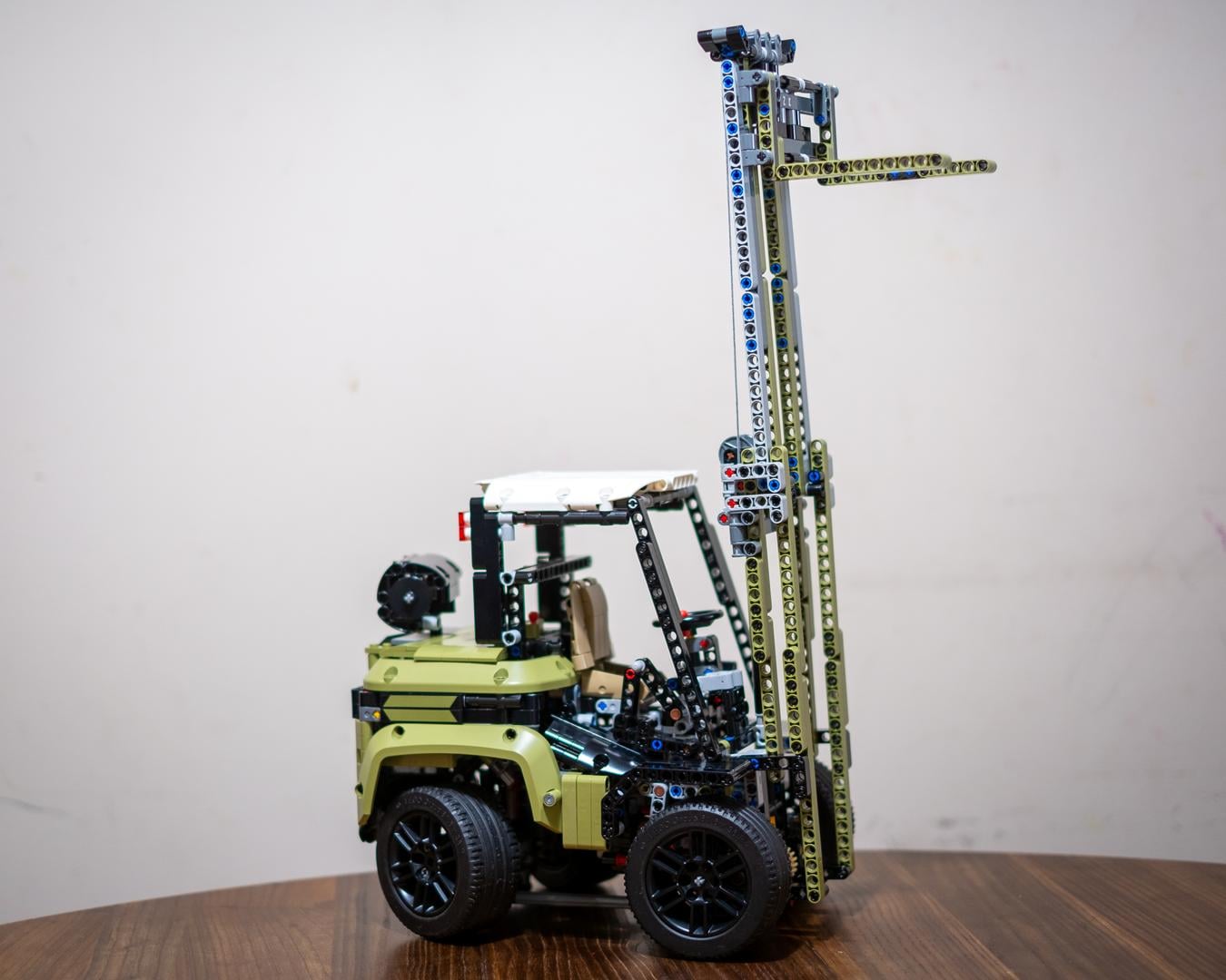 moc - forklift: 42110 b-model