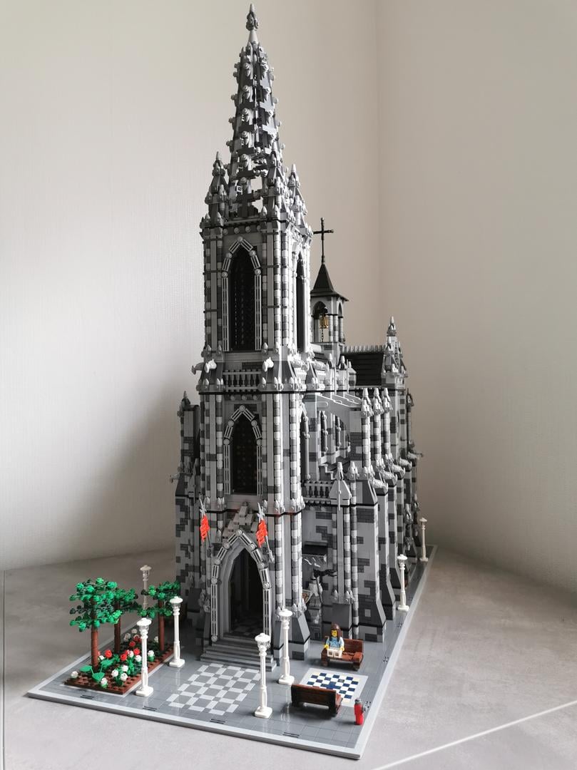 LEGO MOC Modular Cathedral by Das_Felixle | Rebrickable - Build with LEGO