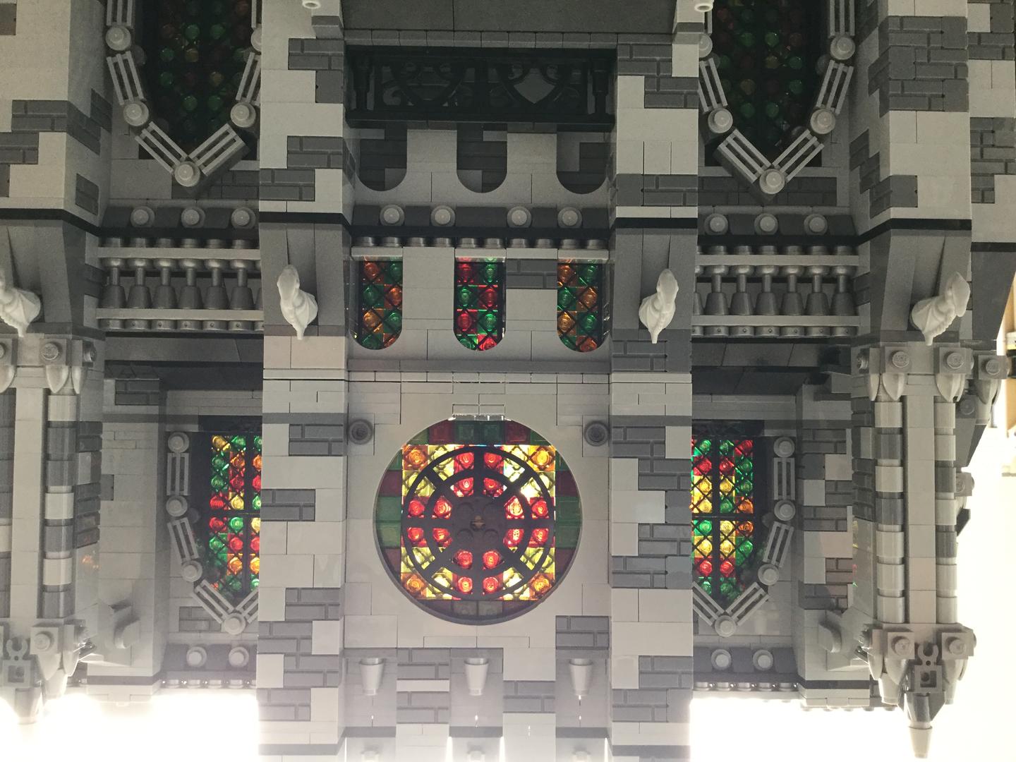 LEGO MOC Modular Cathedral by Das_Felixle | Rebrickable - Build with LEGO